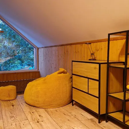Chill Spot - Mazury Zachodnie - Z Antresola Старе-Яблонки